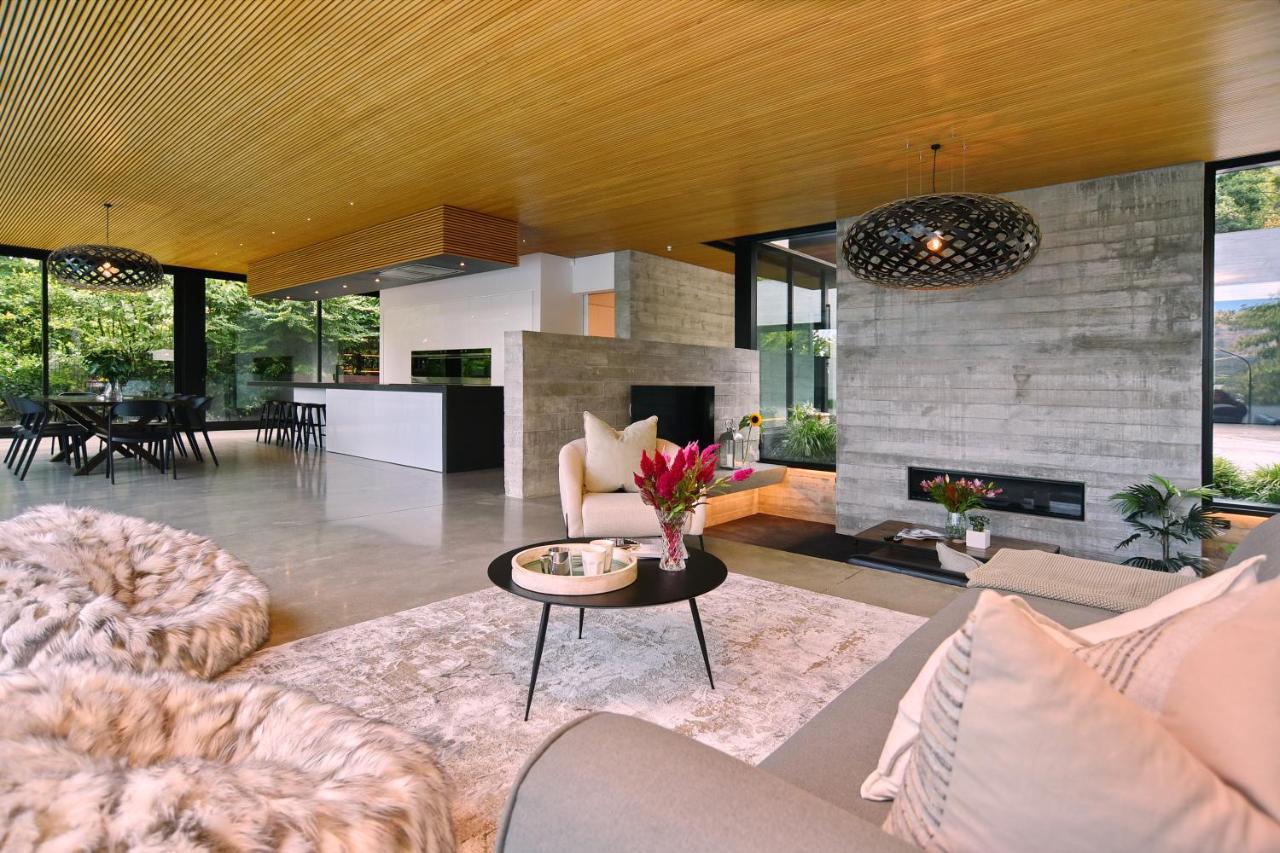 Bridle Path Retreat - Christchurch Holiday Homes المظهر الخارجي الصورة