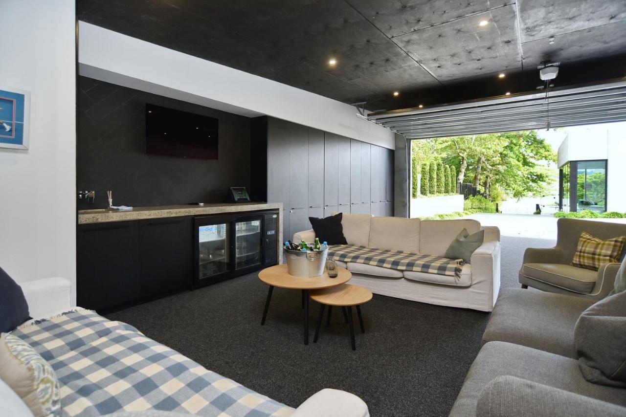 Bridle Path Retreat - Christchurch Holiday Homes المظهر الخارجي الصورة