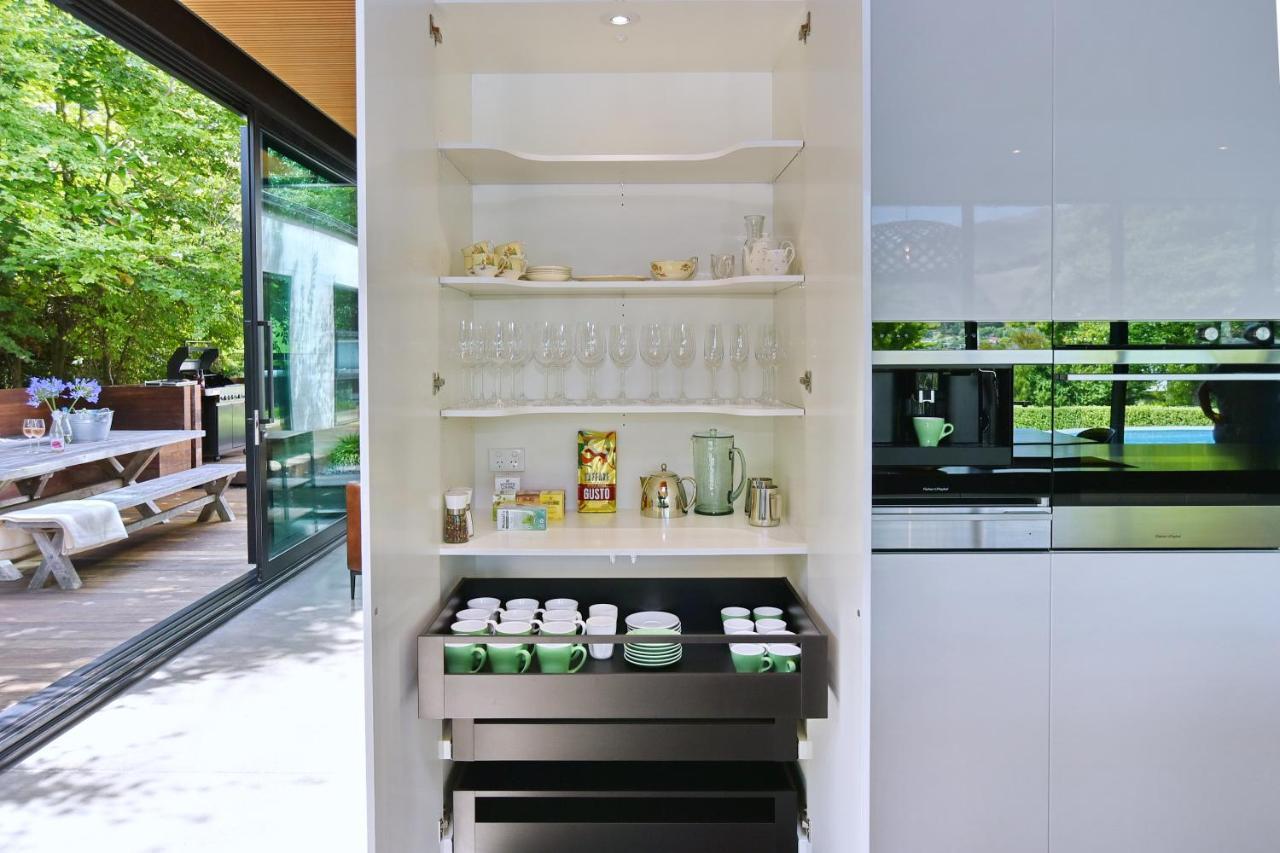 Bridle Path Retreat - Christchurch Holiday Homes المظهر الخارجي الصورة